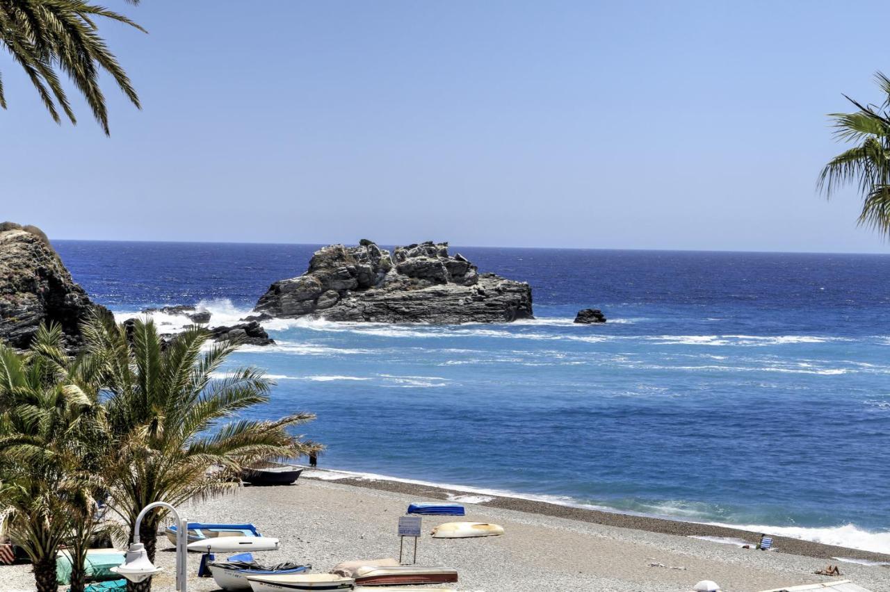 Primera Linea De Playa Con Parking Y Wifi Almuñécar Екстериор снимка